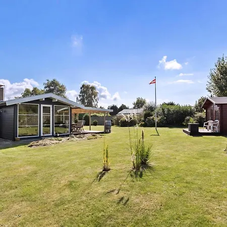 Feriehus Close To The With Outdoor Slagelse