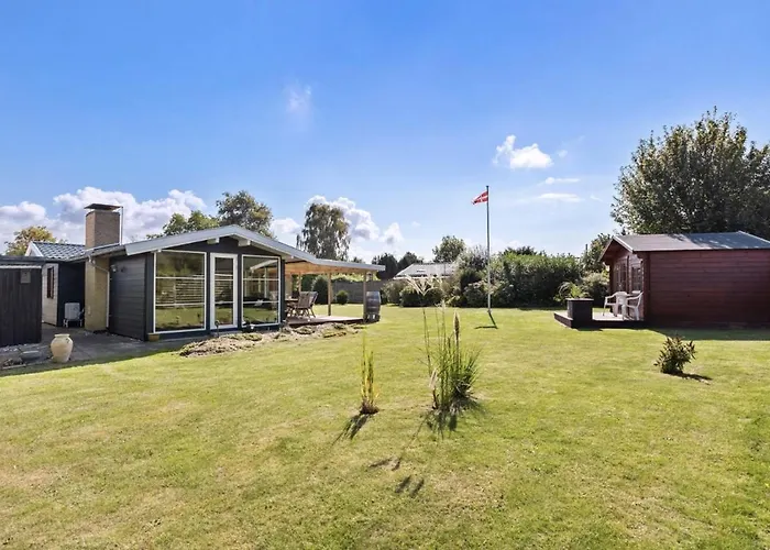 Close To The With Outdoor Vakantiehuis *
